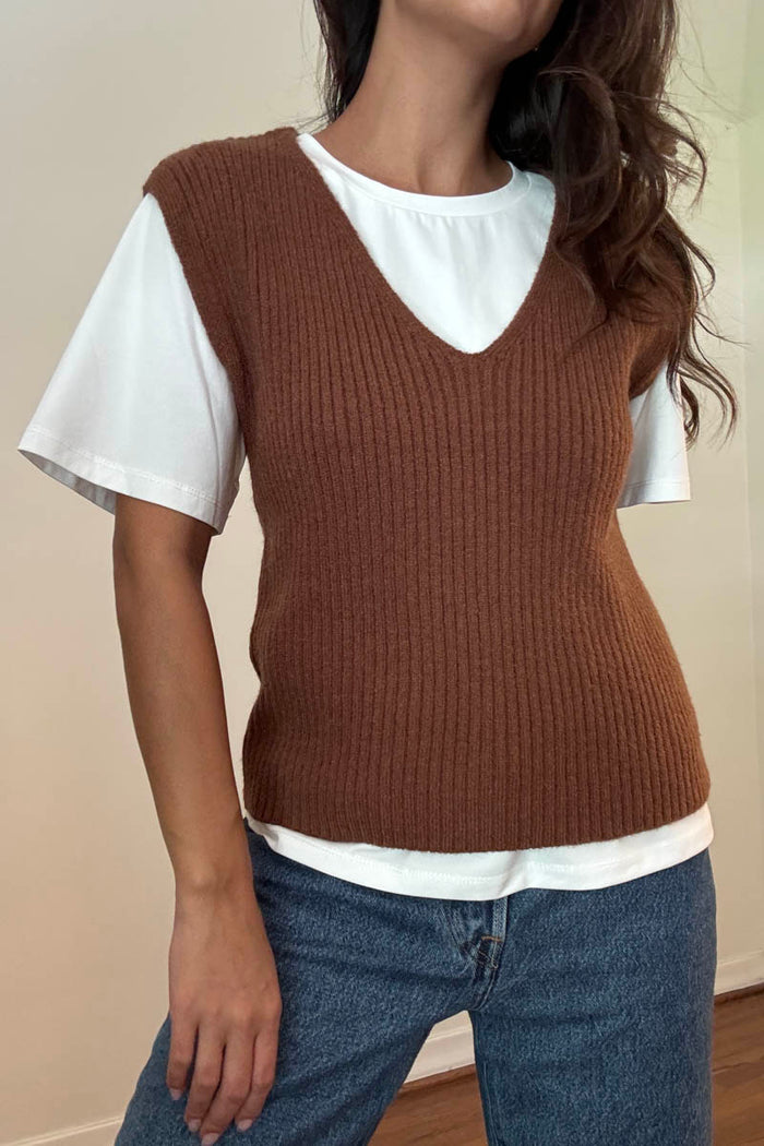 T-Shirt With V-Neck Vest Sets