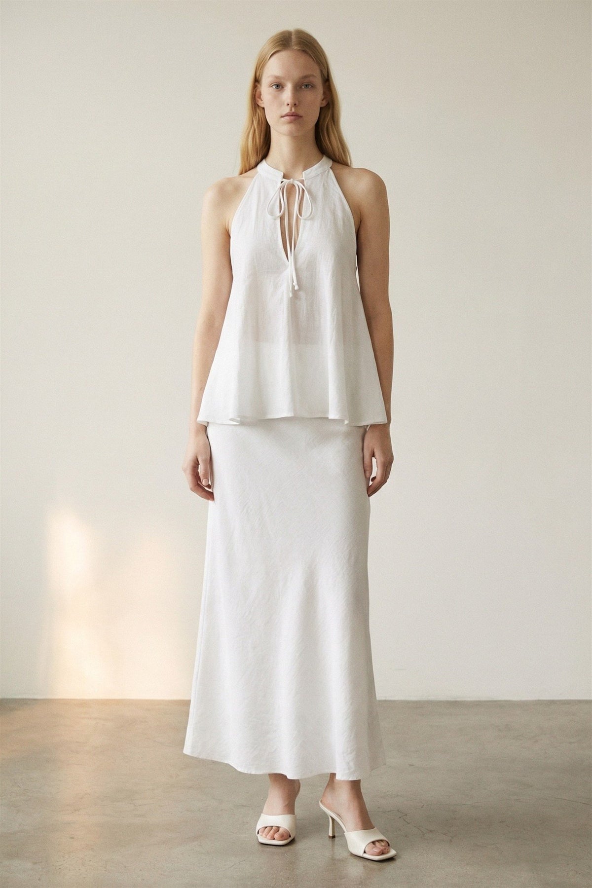 Wrinkled Ramie Halter Top And Pants Set