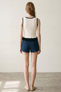 Contrast Ruffle Pointed Hem Knit Top