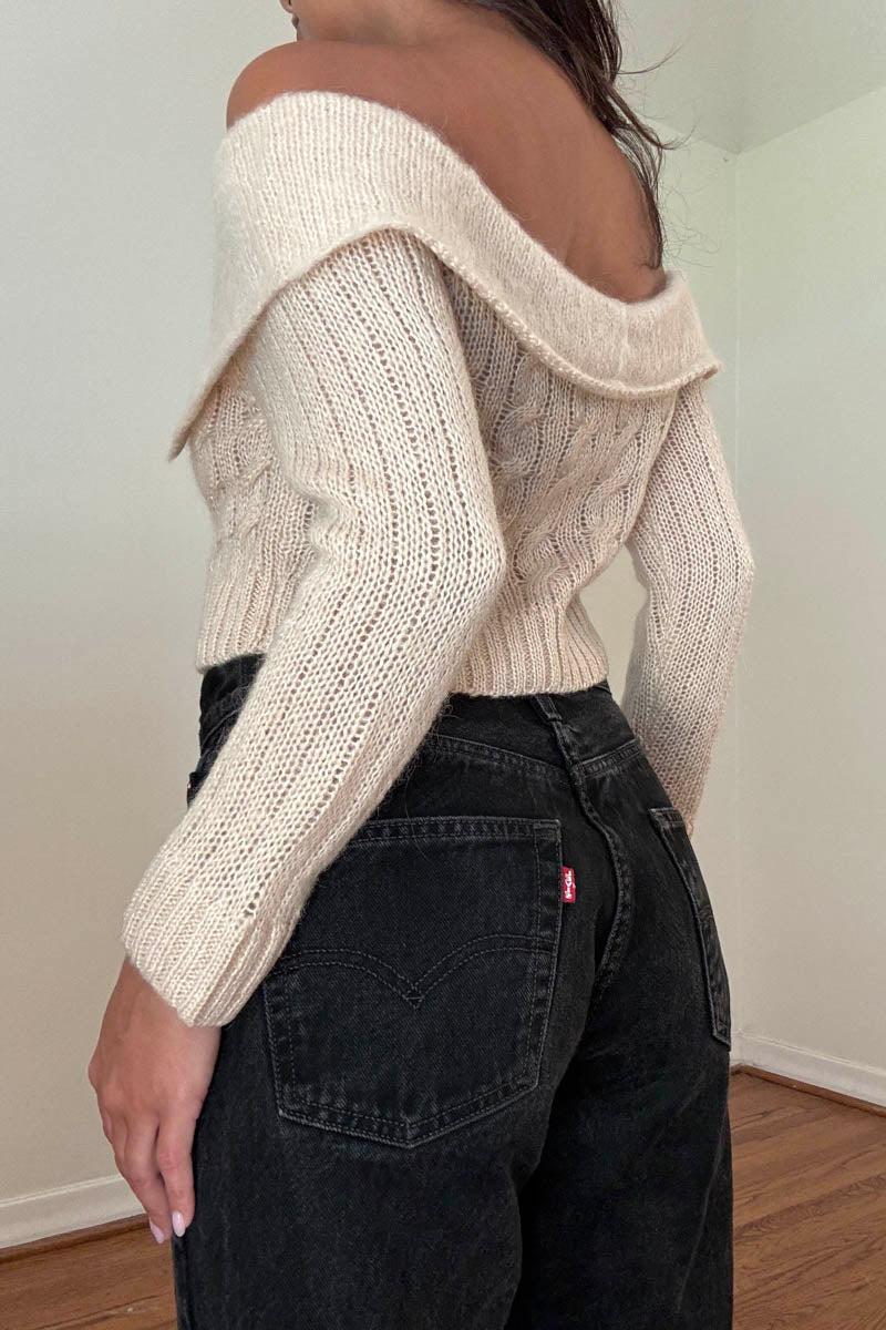 Off The Shoulder Collar Cardigan