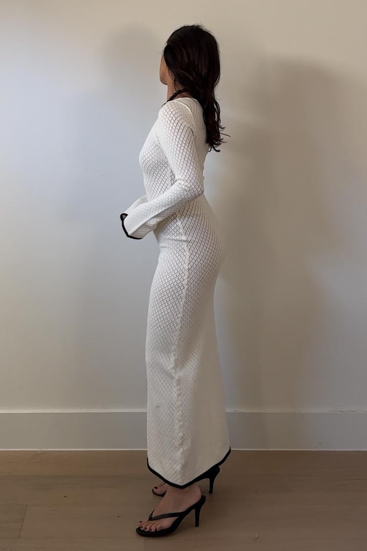 Contrast Trim Scoop Neck Maxi Dress