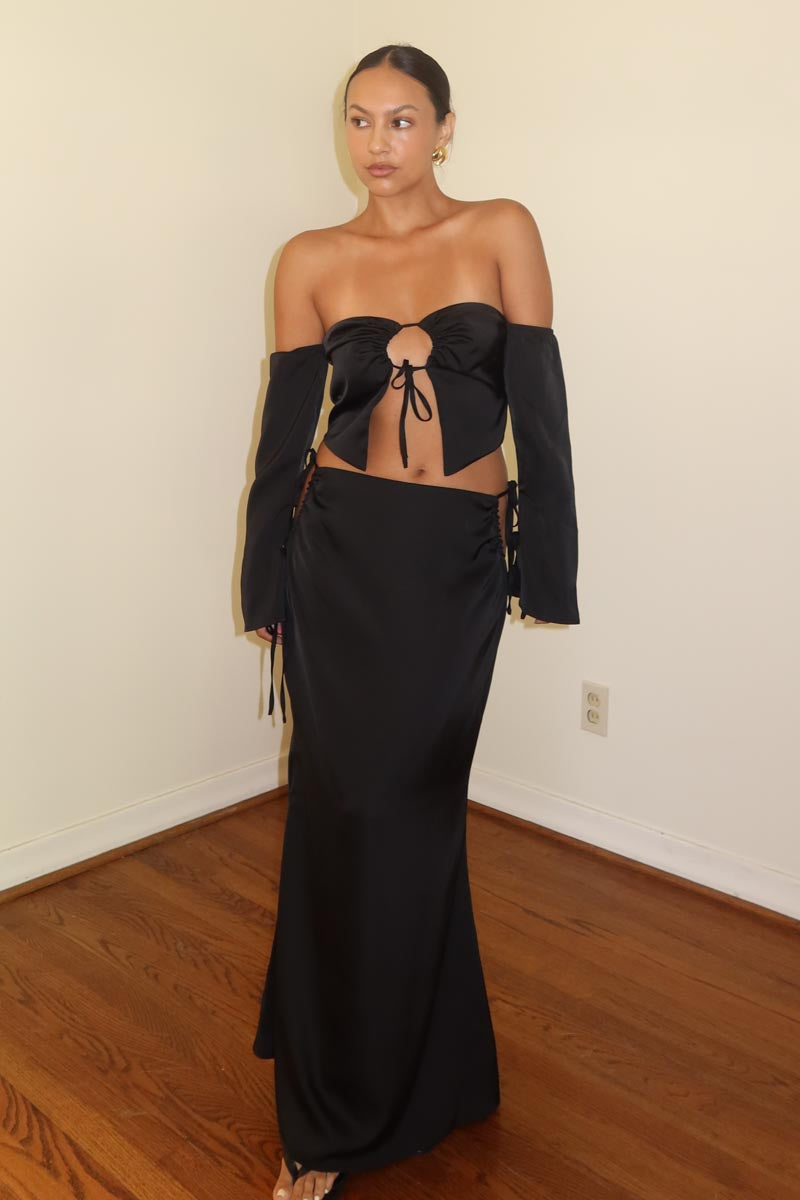 Off Shoulder Tie Up Maxi Skirt Set