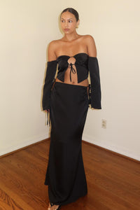 Off Shoulder Tie Up Maxi Skirt Set