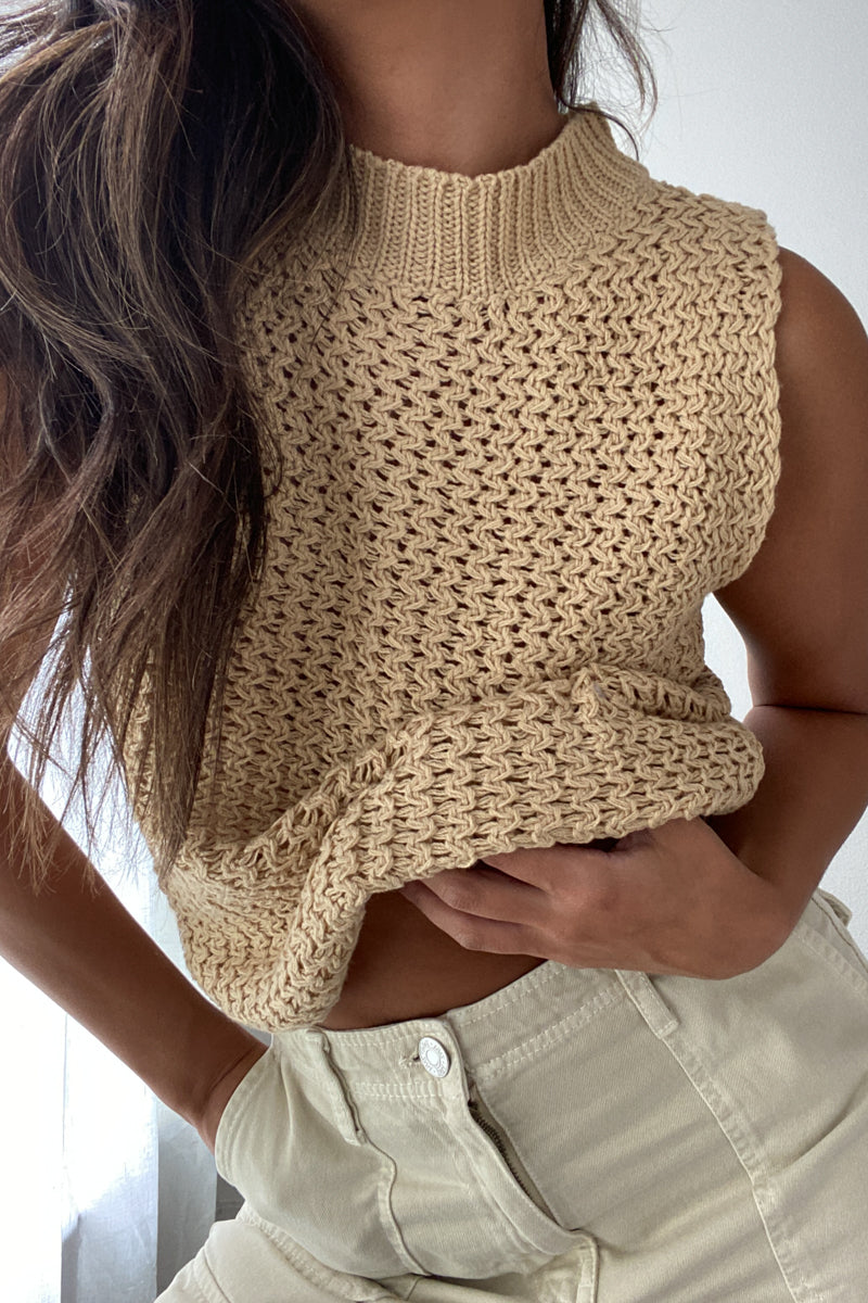 Knitted Sleeveless Top - TheOures