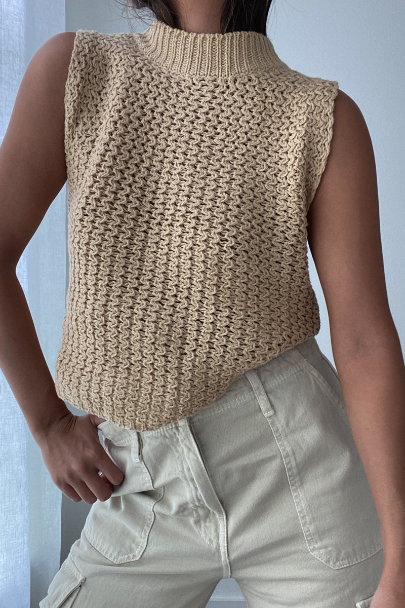 Knitted Sleeveless Top - TheOures